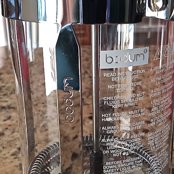 BODUM Chambord French Press Coffee Maker. 8-Cups/34 Ounce. Glass/Stainless Steel - Picture 6 of 16